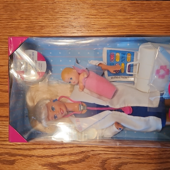 Mattel Dr. Barbie, in box, never taken out. Lid to box is open. - Picture 3 of 5